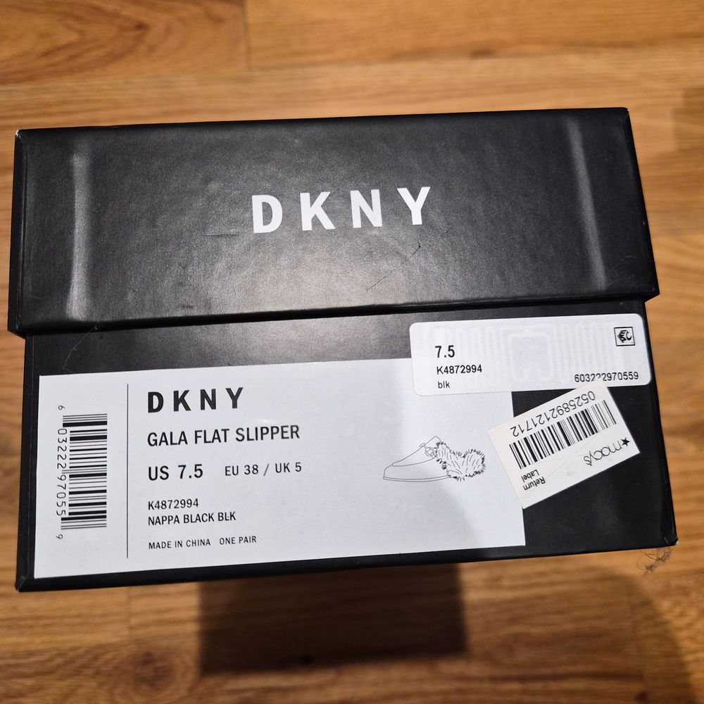 DKNY Gala Flat Slipper in Black